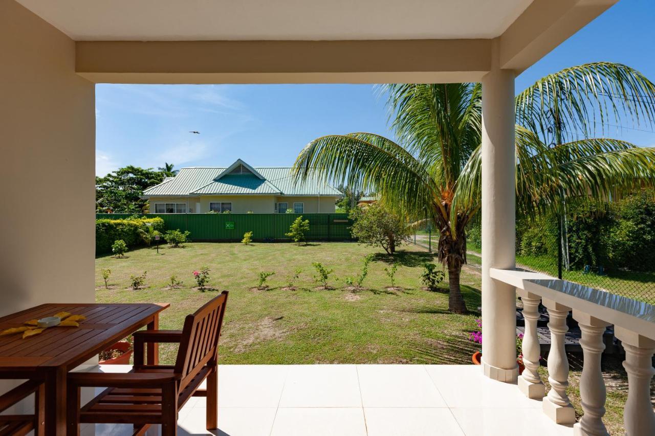 Apartamento Blue Sky Self Catering Grand Anse  Exterior foto
