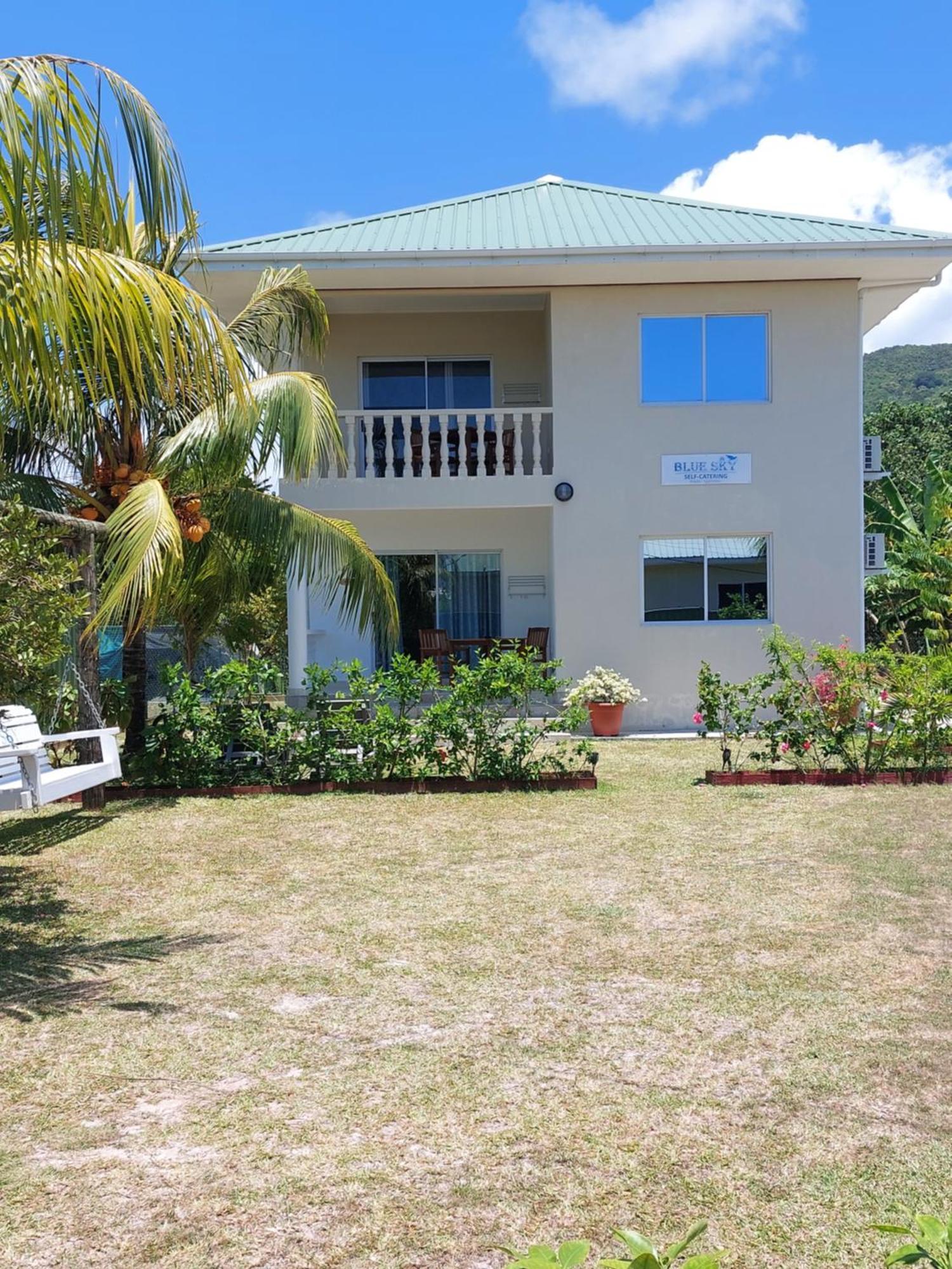 Apartamento Blue Sky Self Catering Grand Anse  Exterior foto